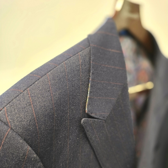 Suit Jacket - Picture 5 of 10